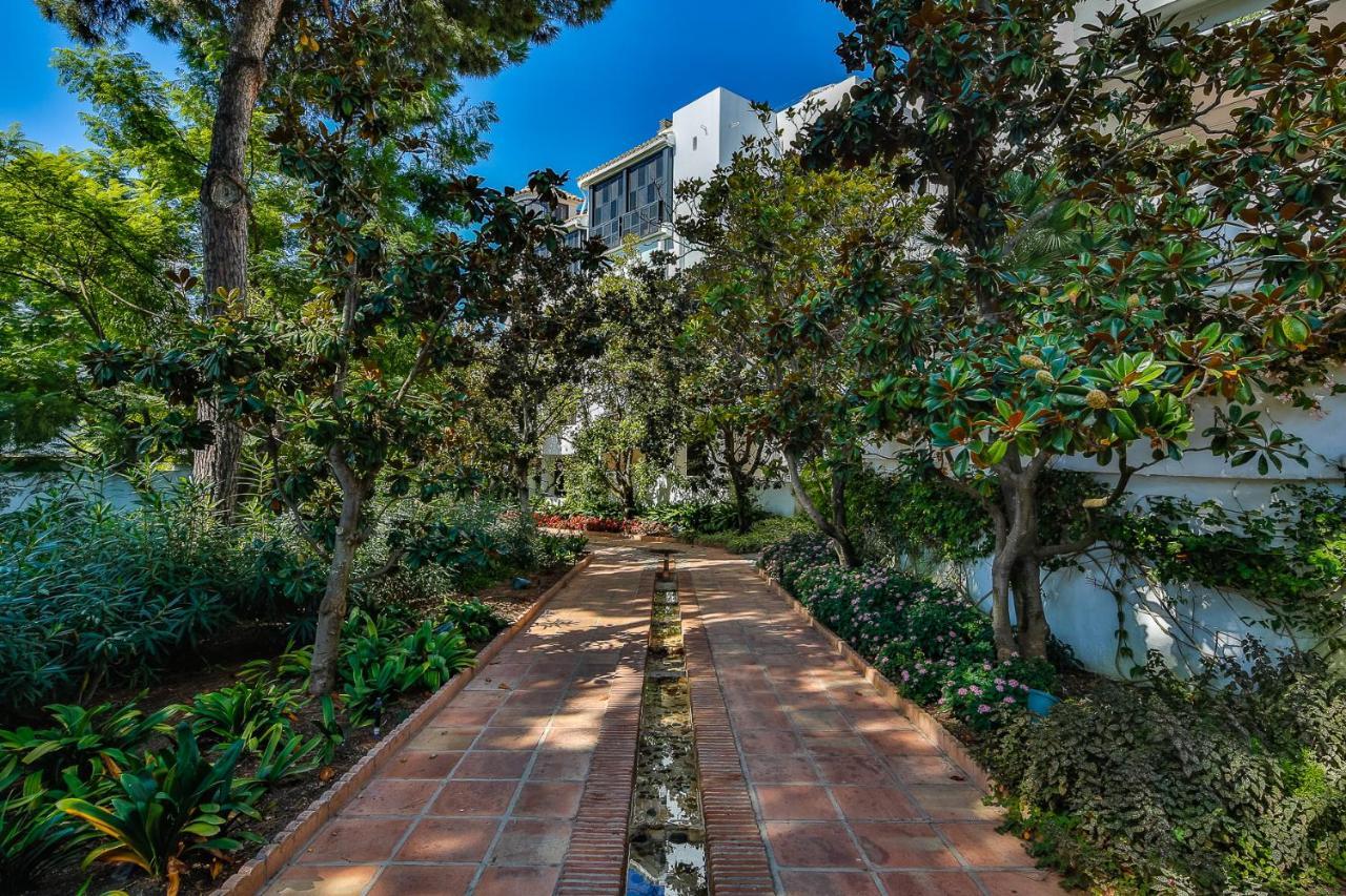 Jardines Las Golondrinas Apartments Elviria Marbella Luaran gambar