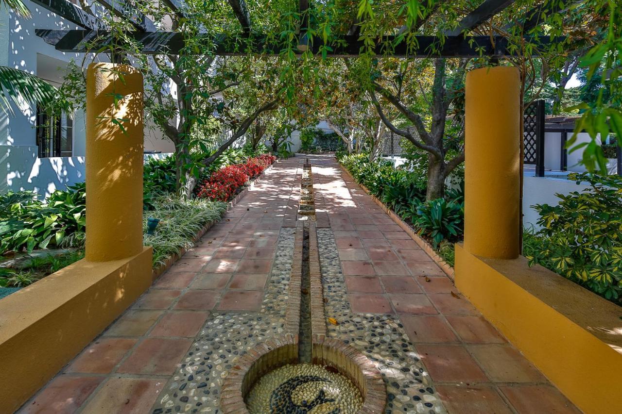 Jardines Las Golondrinas Apartments Elviria Marbella Luaran gambar